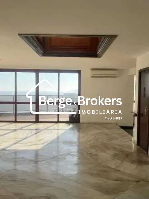 WhatsApp Image 2025-11-14 at 1 - 5