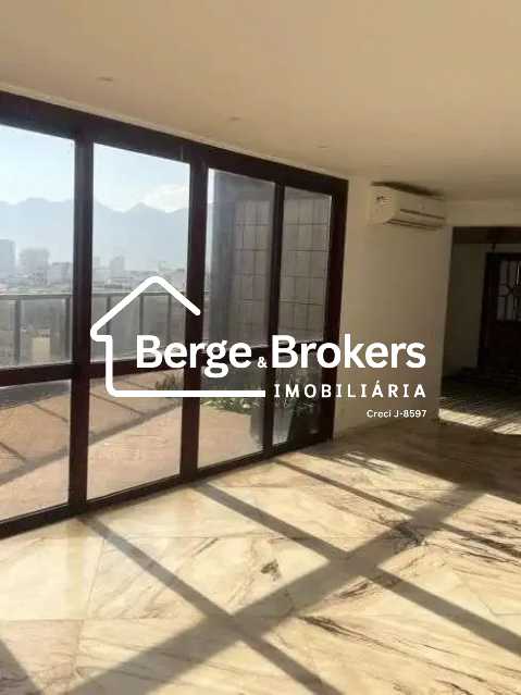 WhatsApp Image 2025-11-14 at 1 - 23