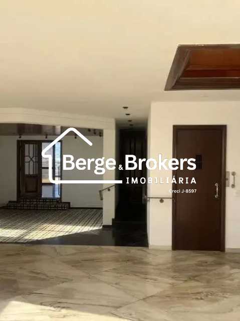 WhatsApp Image 2025-11-14 at 1 - 24