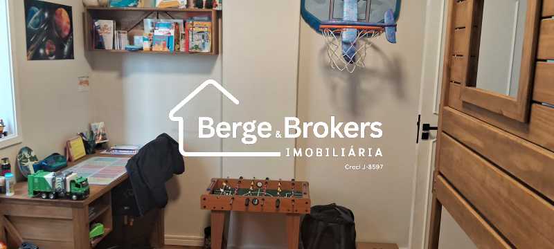 WhatsApp Image 2025-11-17 at 1 - 7