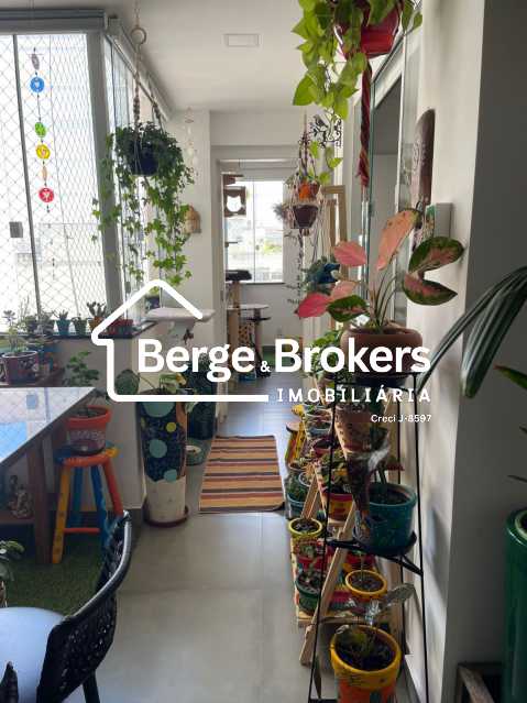 WhatsApp Image 2025-12-03 at 1 - 14