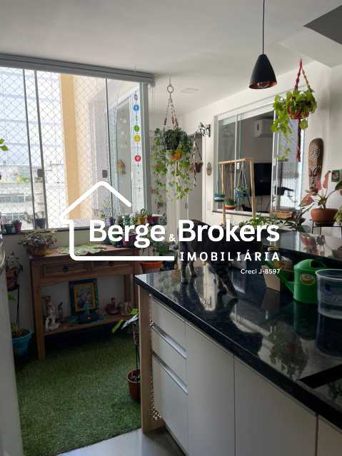 WhatsApp Image 2025-12-03 at 1 - 17