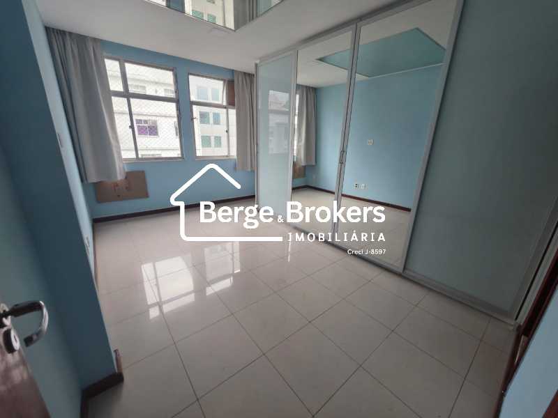 WhatsApp Image 2025-12-03 at 0 - 17