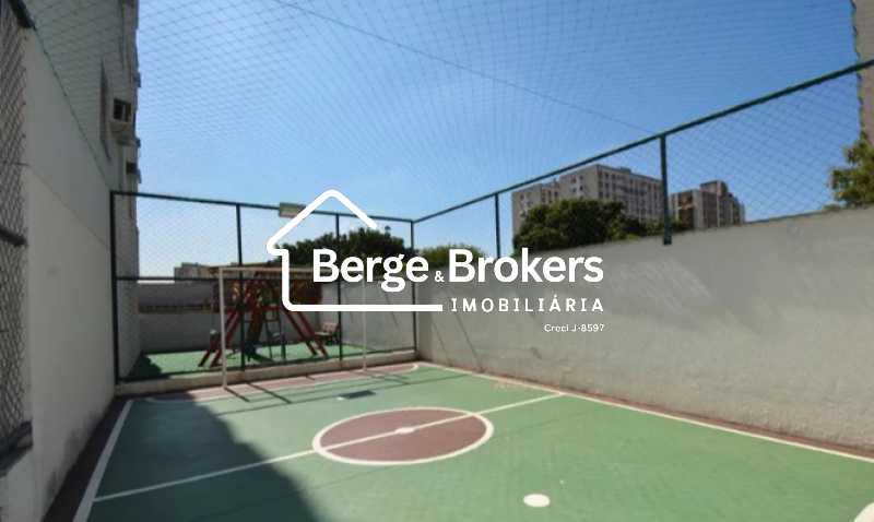 Quadra Poliesportiva - 15