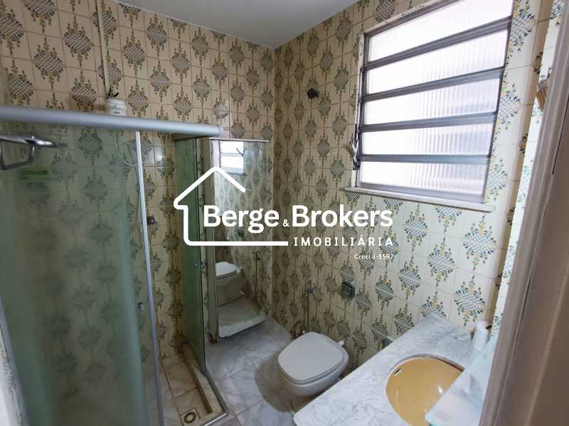 BANHEIRO SOCIAL - 11