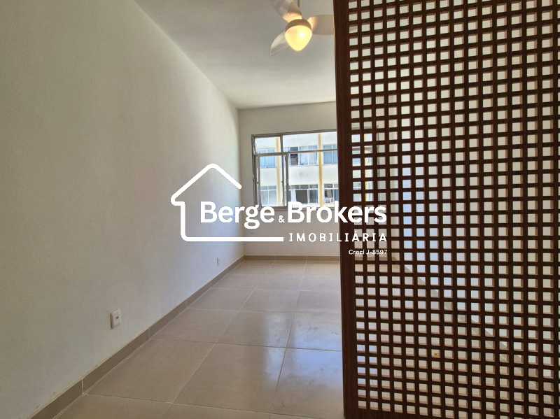 WhatsApp Image 2025-11-21 at 1 - 25