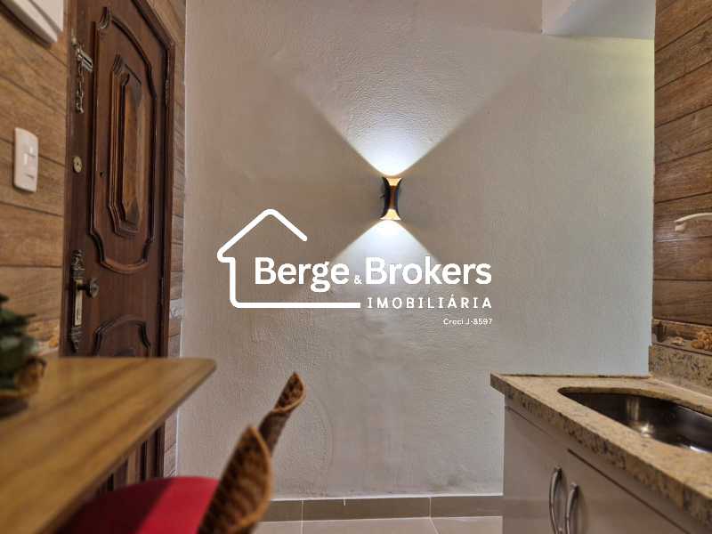 WhatsApp Image 2025-11-21 at 1 - 6