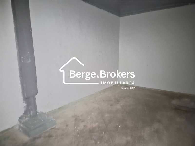 Conheça IMG-20251125-WA0038 do imóvel - Loja 256m² para venda e aluguel Humaitá, Rio de Janeiro - R$ 1.300.000 - RJLJ00051 - 12 IMG-20251125-WA0038 - 12