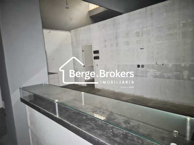 Conheça IMG-20251125-WA0047 do imóvel - Loja 256m² para venda e aluguel Humaitá, Rio de Janeiro - R$ 1.300.000 - RJLJ00051 - 10 IMG-20251125-WA0047 - 10