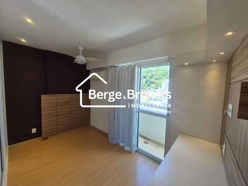 WhatsApp Image 2026-01-15 at 1 - 6