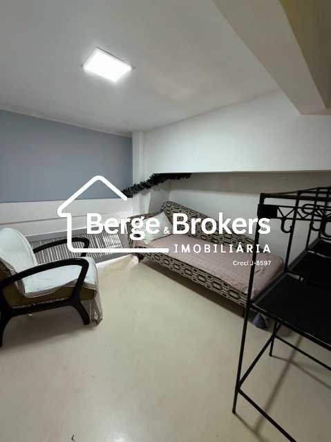 2° ANDAR QUARTO 1 - 14