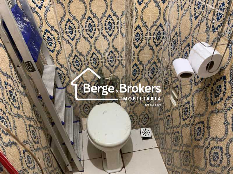 banherio se serviço. - 22