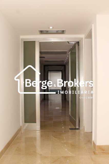 02 DE PAOLI 1409 Hall Interno  - 4