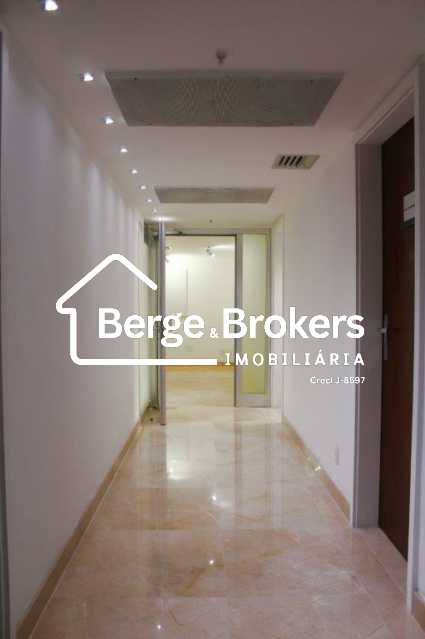 02 DE PAOLI 1409 Hall Interno  - 5