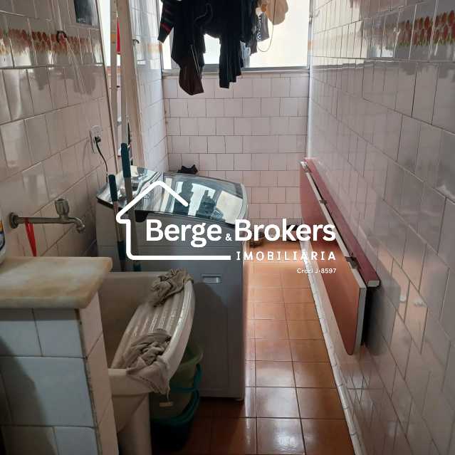 área de Serviço. - 29