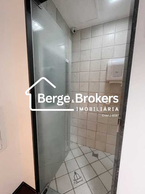 Conheça 16 - CAP SAL 40 - Copa 1 PAV 2 do imóvel - Prédio 369m² para alugar Humaitá, Rio de Janeiro - R$ 40.000 - RJPR00018 - 22 16 - CAP SAL 40 - Copa 1 PAV 2 - 22