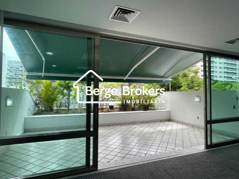 Conheça 20 - CAP SAL 40 - Salão 3 PAV do imóvel - Prédio 369m² para alugar Humaitá, Rio de Janeiro - R$ 40.000 - RJPR00018 - 36 20 - CAP SAL 40 - Salão 3 PAV - 36