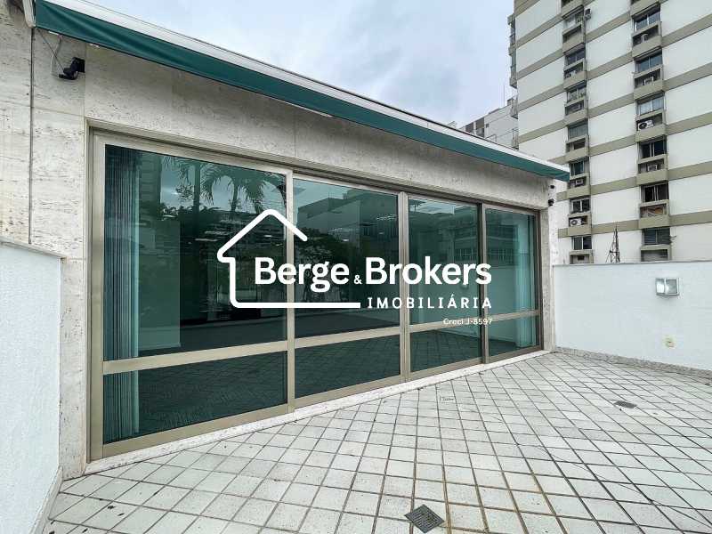 Conheça 23 - CAP SAL 40 - Varanda 3 PA do imóvel - Prédio 369m² para alugar Humaitá, Rio de Janeiro - R$ 40.000 - RJPR00018 - 46 23 - CAP SAL 40 - Varanda 3 PA - 46