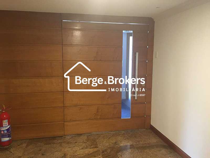 10 - FLOR19 - Sala 301 - Acess - 4