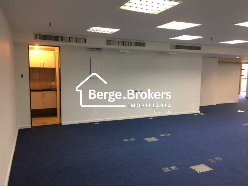 13 - FLOR19 - Sala 301 - Copa  - 10