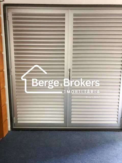 15 - FLOR19 - Sala 301 - Ar Co - 16