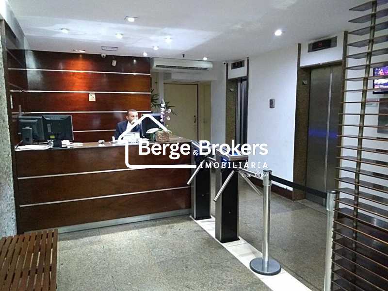 00 - TRAV5 - Sala 1301 - Recep - 4