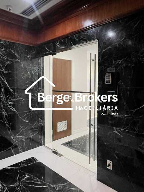 11 - TRAV5 - Sala 1301 - Acess - 7