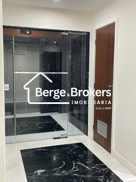 11 - TRAV5 - Sala 1301 - Acess - 8