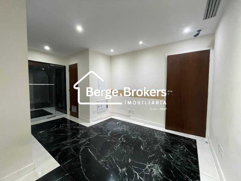 12 - TRAV5 - Sala 1301 - Recep - 10