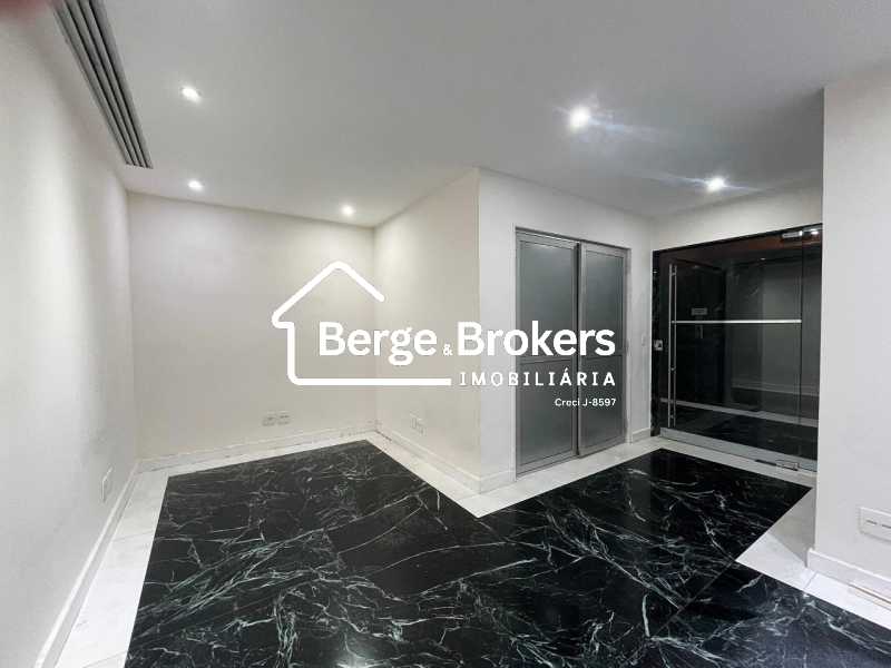 12 - TRAV5 - Sala 1301 - Recep - 11