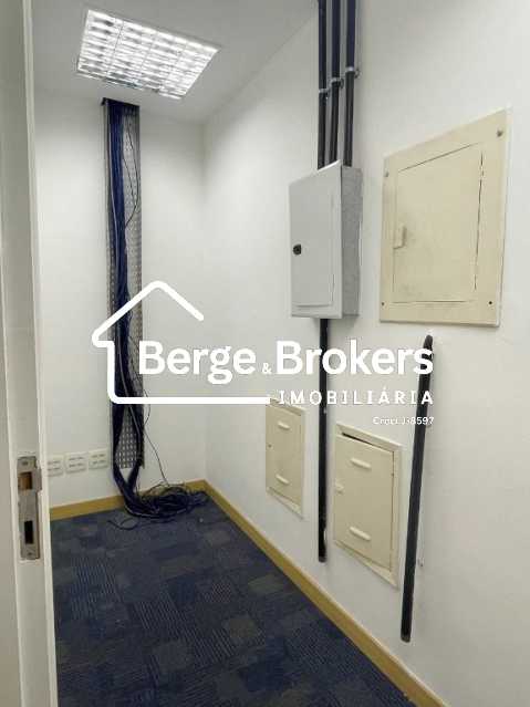 Conheça 31 - OUV88 - 8 PAV - CPD do imóvel - Sala Comercial 177m² para alugar Centro, Rio de Janeiro - R$ 8.800 - RJSL00137 - 29 31 - OUV88 - 8 PAV - CPD - 29