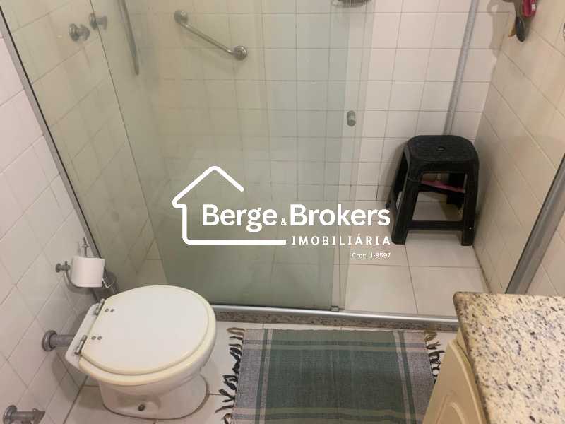 BANHEIRO SOCIAL - 14