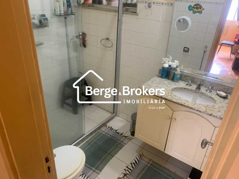 BANHEIRO SOCIAL - 12