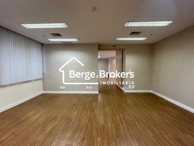Conheça 01 - RB138 - SL1601 - Salão 6 do imóvel - Sala Comercial 229m² para alugar Centro, Rio de Janeiro - R$ 15.600 - RJSL00143 - 11 01 - RB138 - SL1601 - Salão 6 - 11