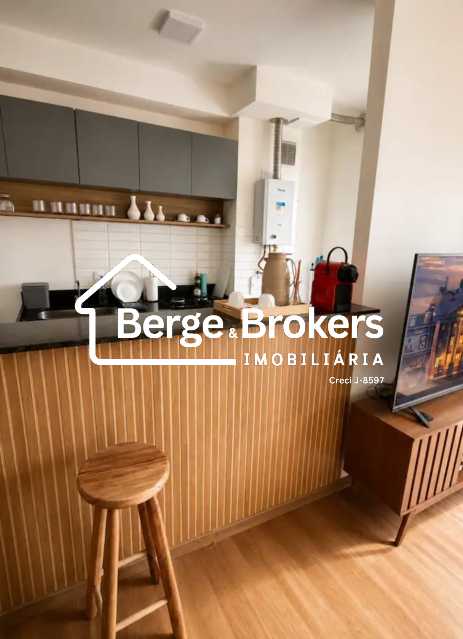 Conheça sala do imóvel - Apartamento 2 quartos para alugar Santo Cristo, Rio de Janeiro - R$ 3.500 - RJAP20785 - 5 sala - 5