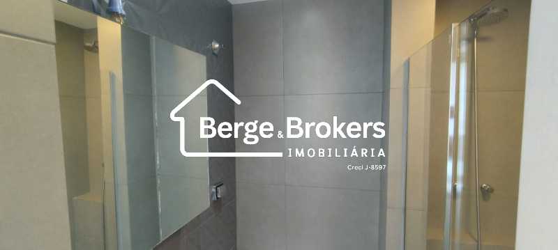 banheiro de serviço - 8