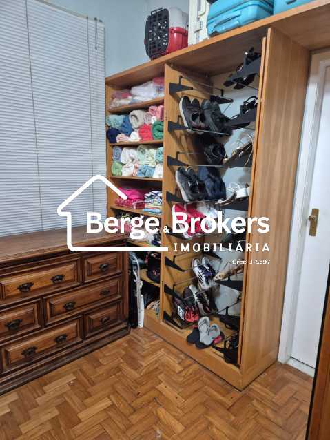 12 - closet da suíte. - 12