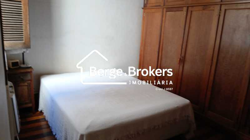 28 - quarto 3. - 28