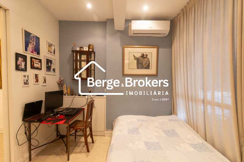 Conheça QUARTO 1 do imóvel - 3 QUARTOS/ SUÍTE/ 2 VAGAS DE GARAGEM - RJAP30762 - 9 QUARTO 1 - 9