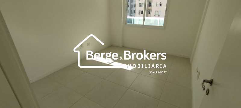 Conheça QUARTO.1 do imóvel - Apartamento NOVO 3 Quartos, sendo 1 Suíte com Vaga de garagem - Botafogo! - RJAP30763 - 10 QUARTO.1 - 10