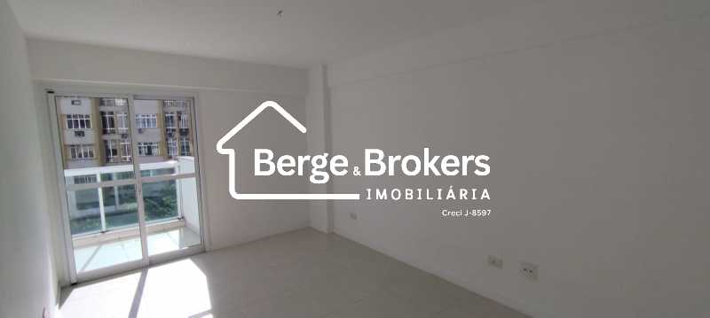 Conheça SUITE do imóvel - Apartamento NOVO 3 Quartos, sendo 1 Suíte com Vaga de garagem - Botafogo! - RJAP30763 - 17 SUITE - 17