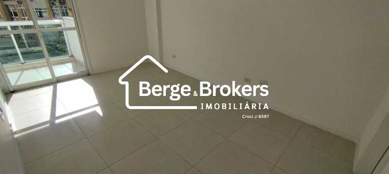 Conheça SUITE do imóvel - Apartamento NOVO 3 Quartos, sendo 1 Suíte com Vaga de garagem - Botafogo! - RJAP30763 - 18 SUITE - 18