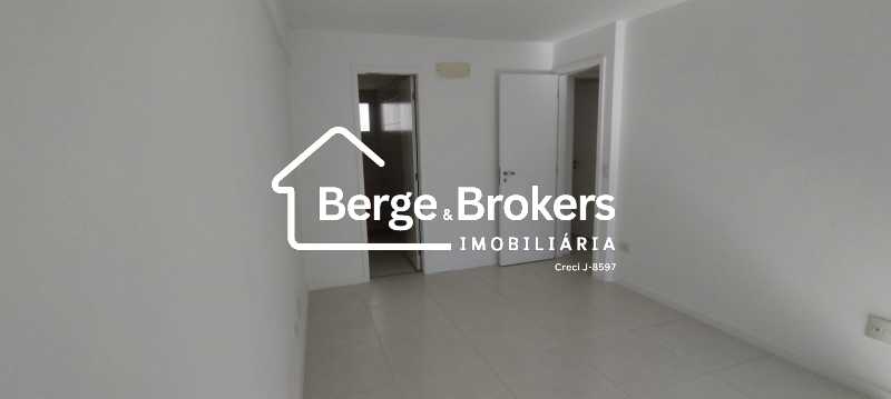 Conheça SUITE do imóvel - Apartamento NOVO 3 Quartos, sendo 1 Suíte com Vaga de garagem - Botafogo! - RJAP30763 - 19 SUITE - 19