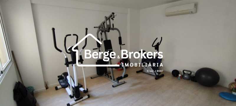 Conheça ACADEMIA do imóvel - Apartamento NOVO 3 Quartos, sendo 1 Suíte com Vaga de garagem - Botafogo! - RJAP30763 - 33 ACADEMIA - 33