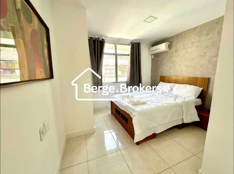 Conheça suíte do imóvel - Apartamento : / Residencial / Flamengo - RJAP20801 - 4 suíte - 4
