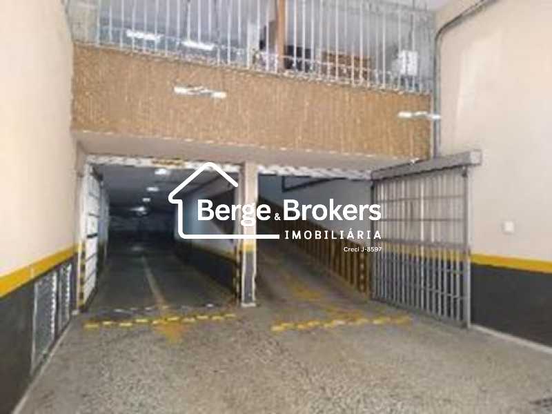 ENTRADA DA VAGA - 1