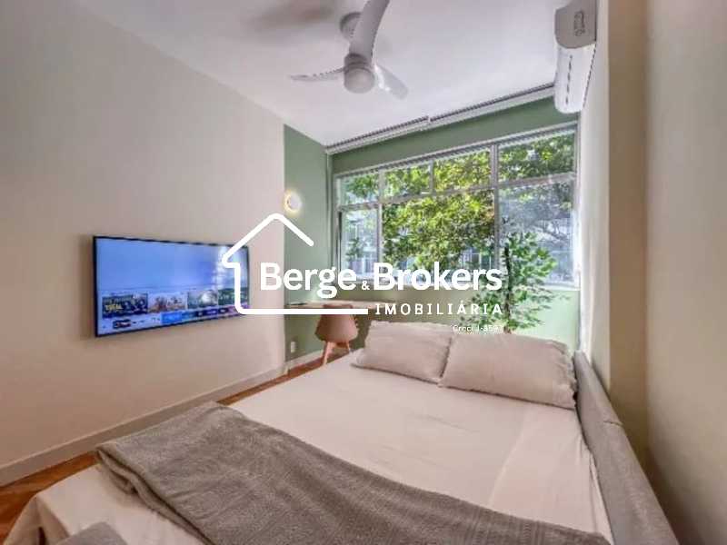 Conheça SALA do imóvel - Apartamento : / Residencial / Copacabana - RJAP10403 - 9 SALA - 9