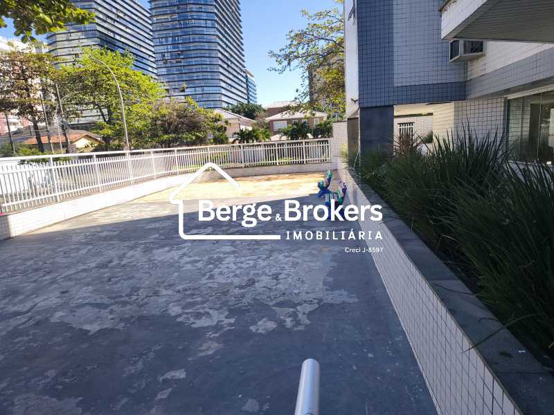 Conheça area infantil. do imóvel - Apartamento à venda Rua Alfredo Volpi, Recreio dos Bandeirantes, Rio de Janeiro - R$ 1.300.000 - RJAP40192 - 39 area infantil. - 39