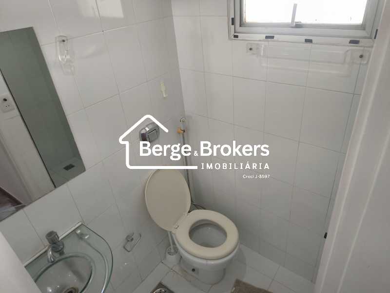 Conheça Banheiro Cobertura. do imóvel - Apartamento à venda Rua Alfredo Volpi, Recreio dos Bandeirantes, Rio de Janeiro - R$ 1.300.000 - RJAP40192 - 31 Banheiro Cobertura. - 31