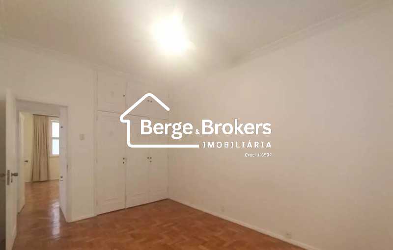 Conheça QUARTO 3 do imóvel - Apartamento à venda Rua Voluntários da Pátria, Botafogo, Rio de Janeiro - R$ 1.200.000 - RJAP30768 - 13 QUARTO 3 - 13